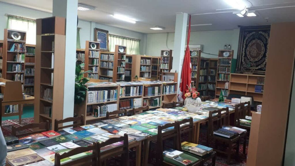 بازدید از کتابخانه تخصصی امیرالمومنین علیه السلام